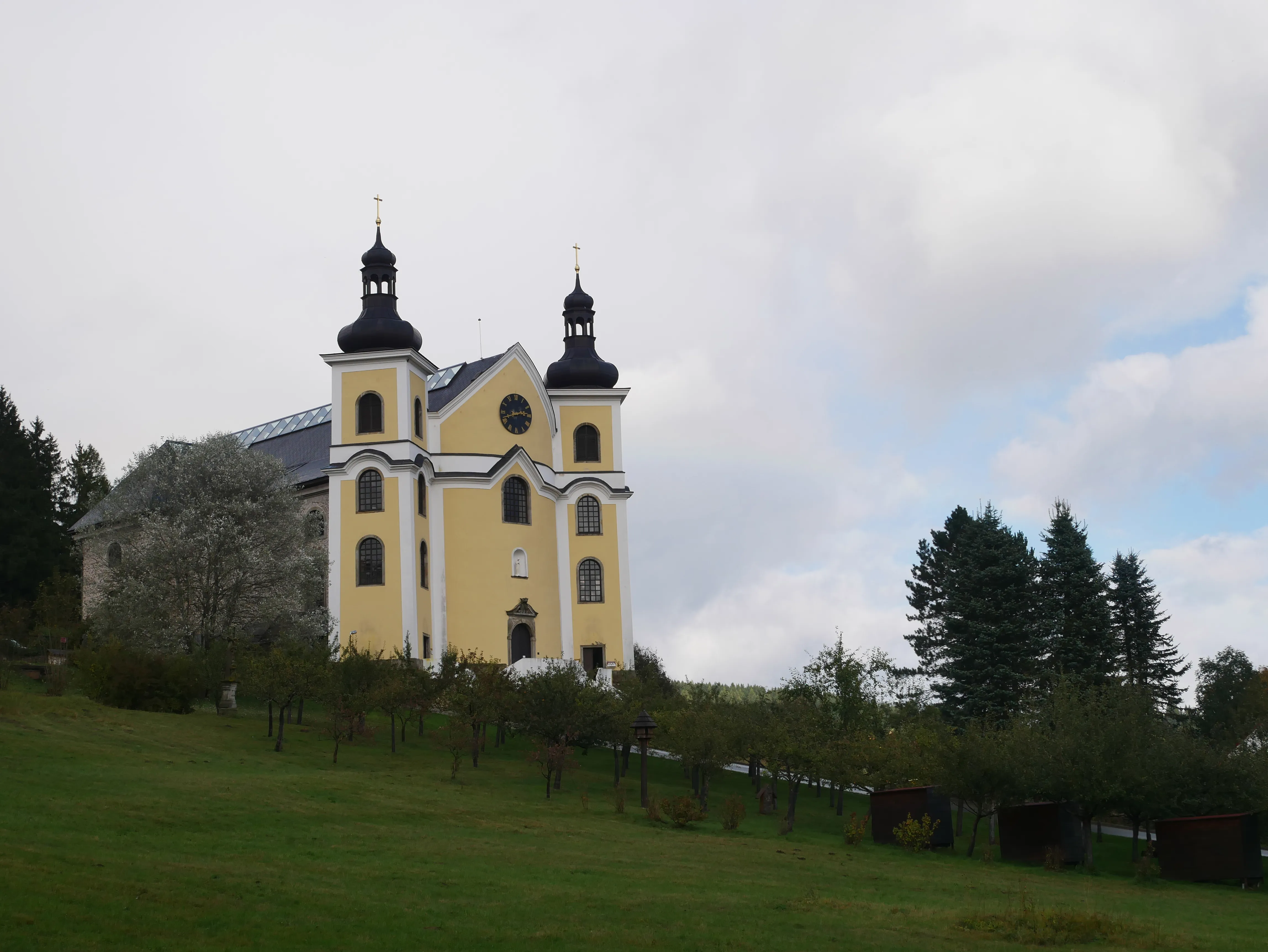 Neratov Church wedding ceremony venue